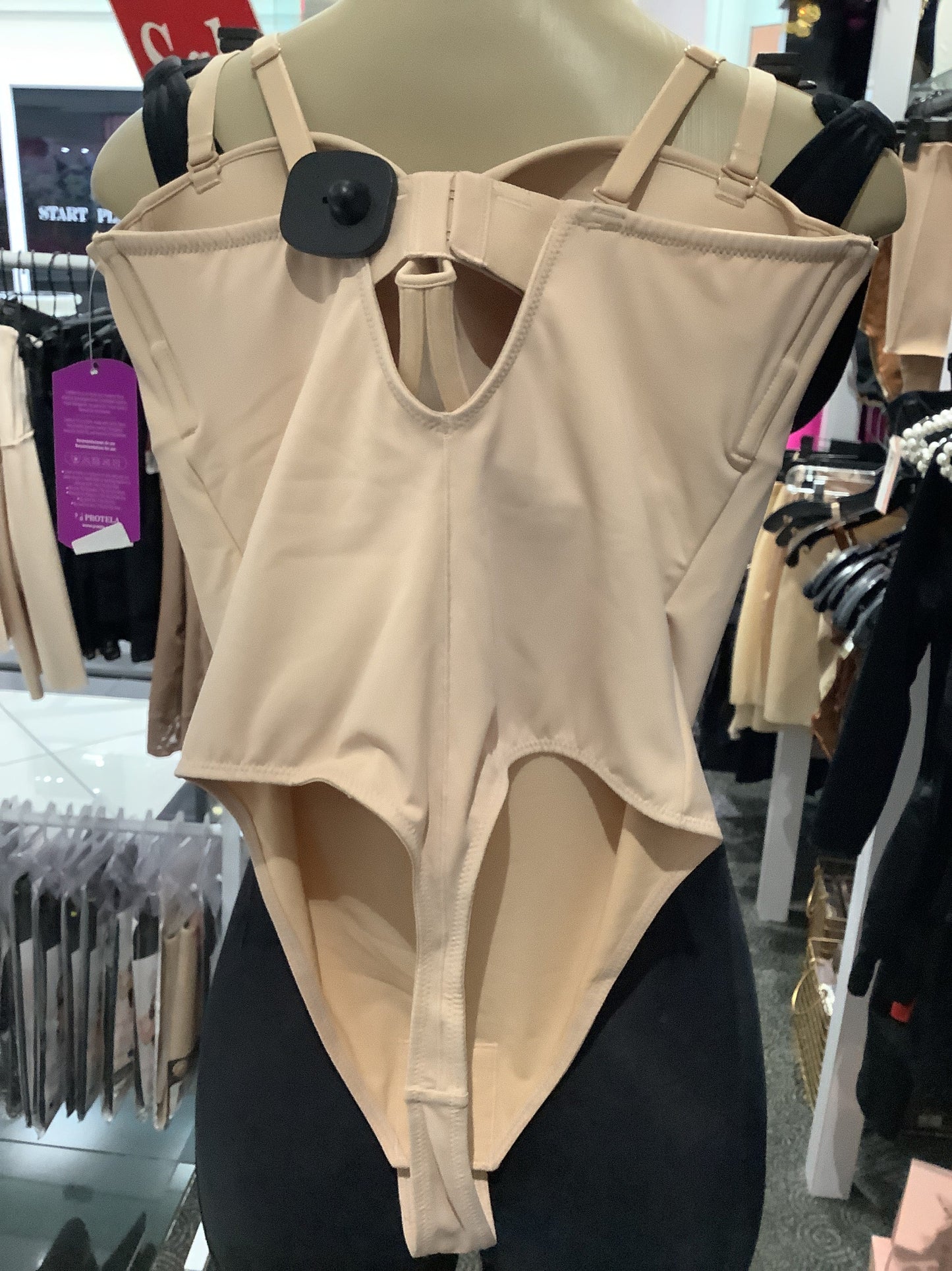 CHIA Bodysuit with molded cups Fajas Kataleya