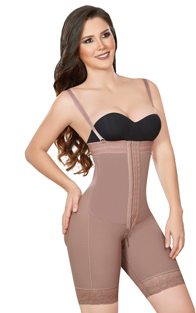 6152 ANN M VANESSA Strapless mid-thigh, 3 row hook.g Fajas Kataleya