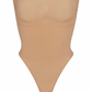 Body tipo tanga SKIMS STRAPLESS sin costuras esculpido por Skims Kim Kardashian 