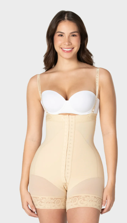 F00466 M&D STRAPLESS Bodyshaper, Short leg, 4-LEVEL